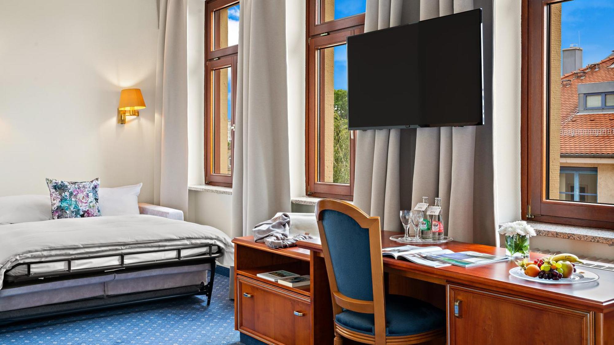 Hotel Bayerischer Hof Dresde Extérieur photo